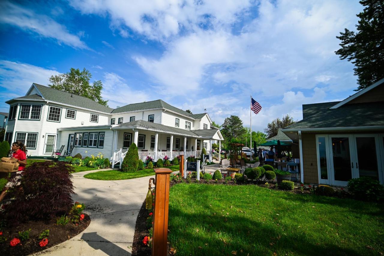 The Lakehouse Inn Geneva Экстерьер фото