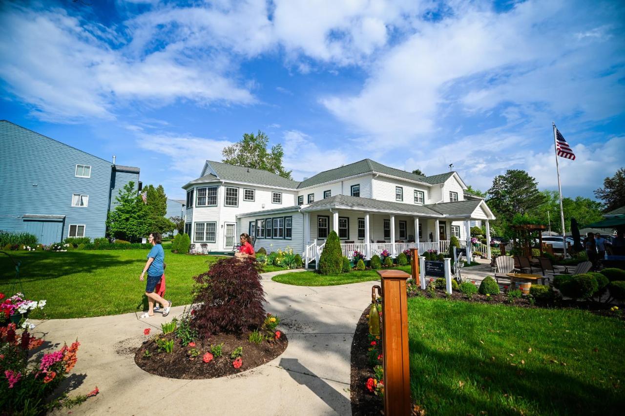The Lakehouse Inn Geneva Экстерьер фото